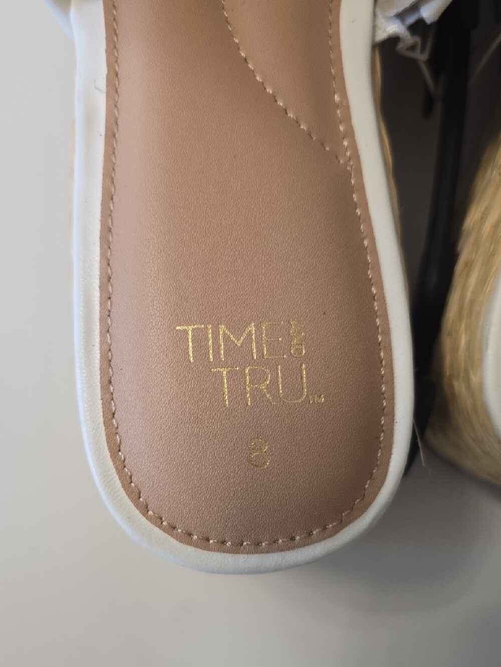 Time and Tru White Slip-On Slide Mules Sizs 8 NEW - Picture 3 of 4
